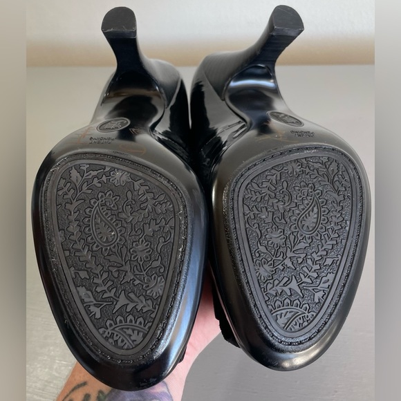 SOFFT WOMEN’s FLEUR PUMP, FABRIC ROSETTE DETAIL, BLACK, SZ 7.5 - Picture 10 of 10